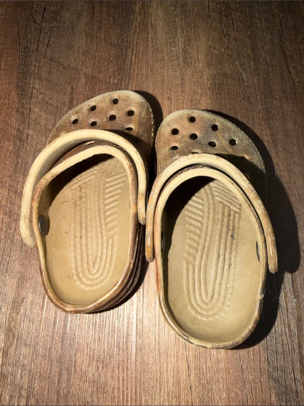 CROCS Baby Camo size 4/5